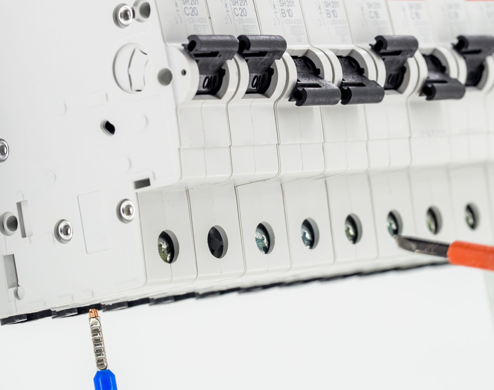 Troubleshooting and Resetting a Tripped Circuit Breaker
